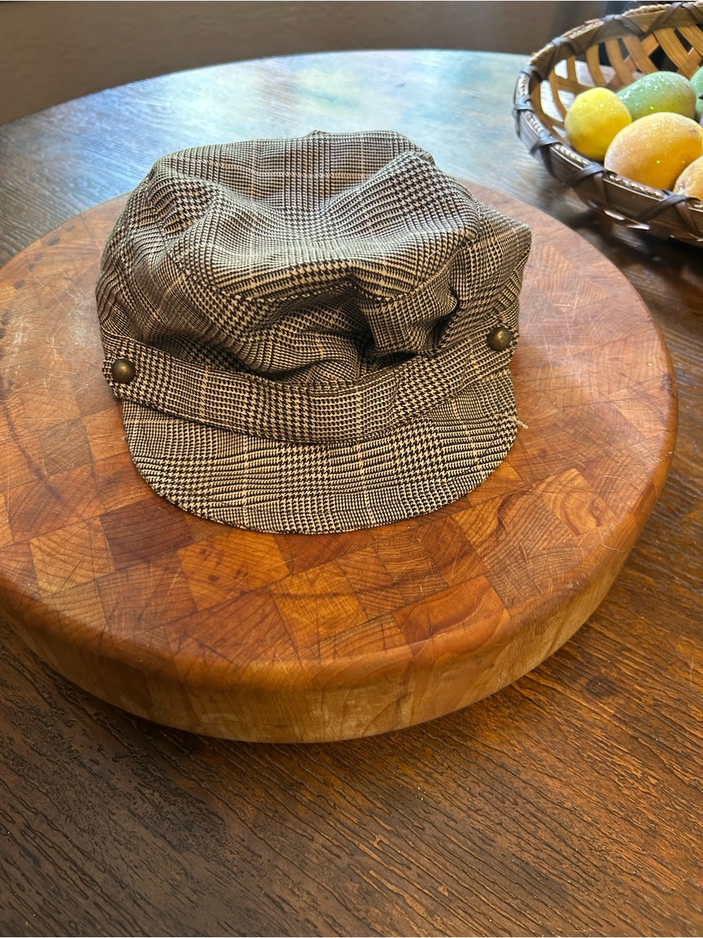 Black and White Houndstooth Newsboy Cap
